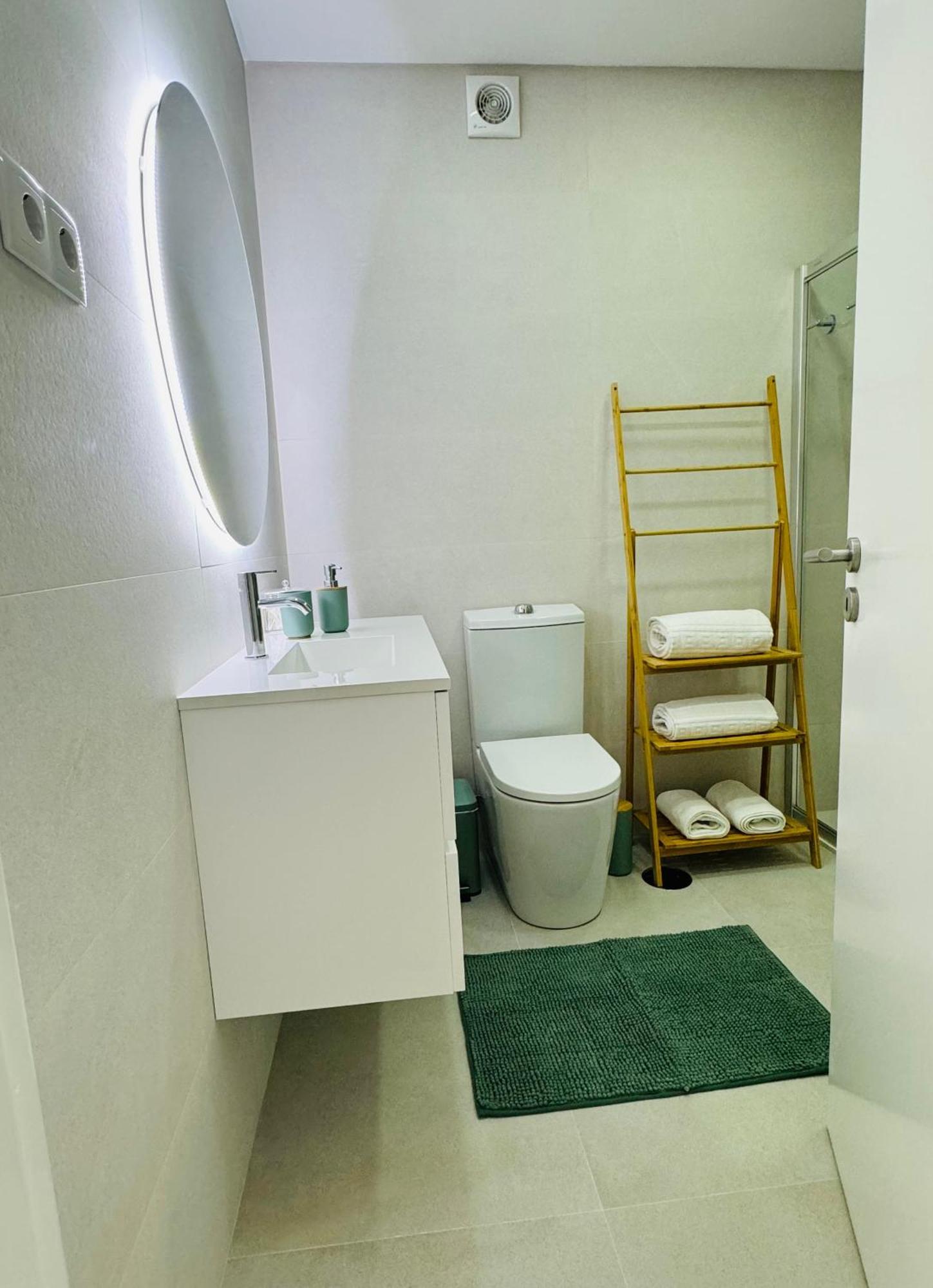 Central Tiled Apartment 아베이루 외부 사진